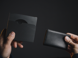 LEGACY SYSTEM SMALL WALLET by Joao Miranda – Trick