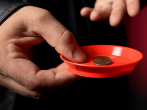 AMAZING COIN TRAY by Apprentice Magic – Trick