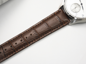 Watchband Brown by PITATA MAGIC – Trick