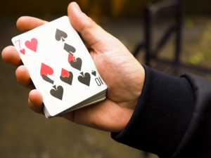 Weapons (Deck and Online Video Instructions) by Eric Ross – Trick