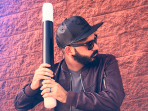 INFLATABLE WAND (2FT.) by Murphy’s Magic Supplies – Trick