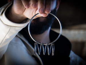 spRING (Gimmicks and Online Instructions) by Joonas Mengel – Trick