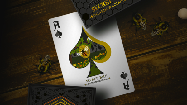 Secret Tale Ragnar White Bee Collector's Playing Cards – Image 2