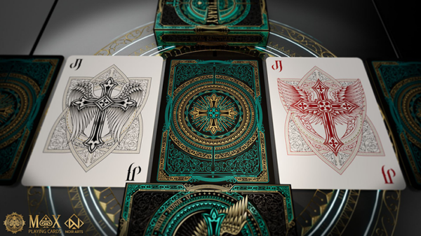 Royal Sanctuary Limited Emerald Playing Cards – Image 2