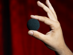 Magic Sponge Balls 4PK BLACK 1.5″ by Murphy’s Magic
