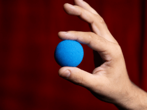 Magic Sponge Balls 4PK BLUE 1.5″ by Murphy’s Magic