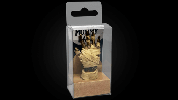 Hanson Chien Presents Mummy Hand by Hanson Chien & Bob Farmer – Image 4