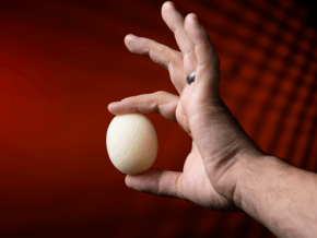 Magic Sponge Egg 4pk by Murphy’s Magic