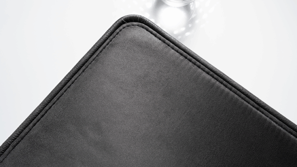 Murphy's Magic and Vorst&Bosch: Deluxe Charcoal (Limited Edition) 11 by 16 inches Close Up Pad – Image 4