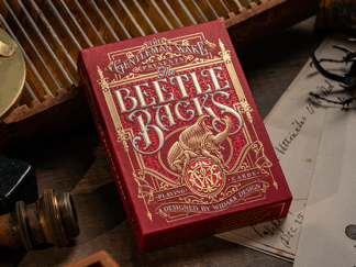 The Beetle Backs (Crimson Edition) Playing Cards – article de magie | Abracadabreizh