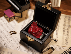 Music Box by Colin Underwood and TCC Magic