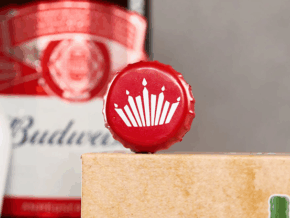 The Clink (Cap in Bottle) by Iarvel Magic and Wonder House (Budweiser)