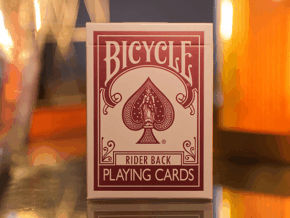 Bicycle Metallic Ruby Playing Cards – article de magie | Abracadabreizh