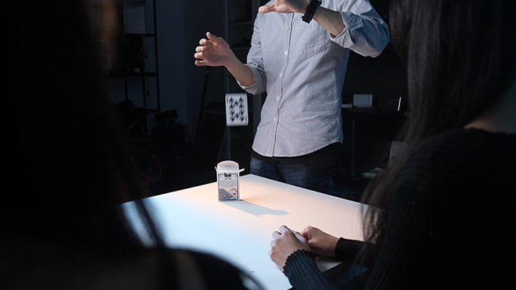 AMOR WATCH (Modular Magic System) by Amor Magic, Laco, & Jason Tang 5 AMOR WATCH (Modular Magic System) by Amor Magic, Laco, & Jason Tang – Image 5