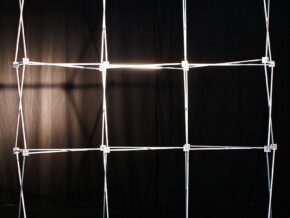 Instant Backdrop ( Structure de fond de scène pliante) – article de magie | Abracadabreizh